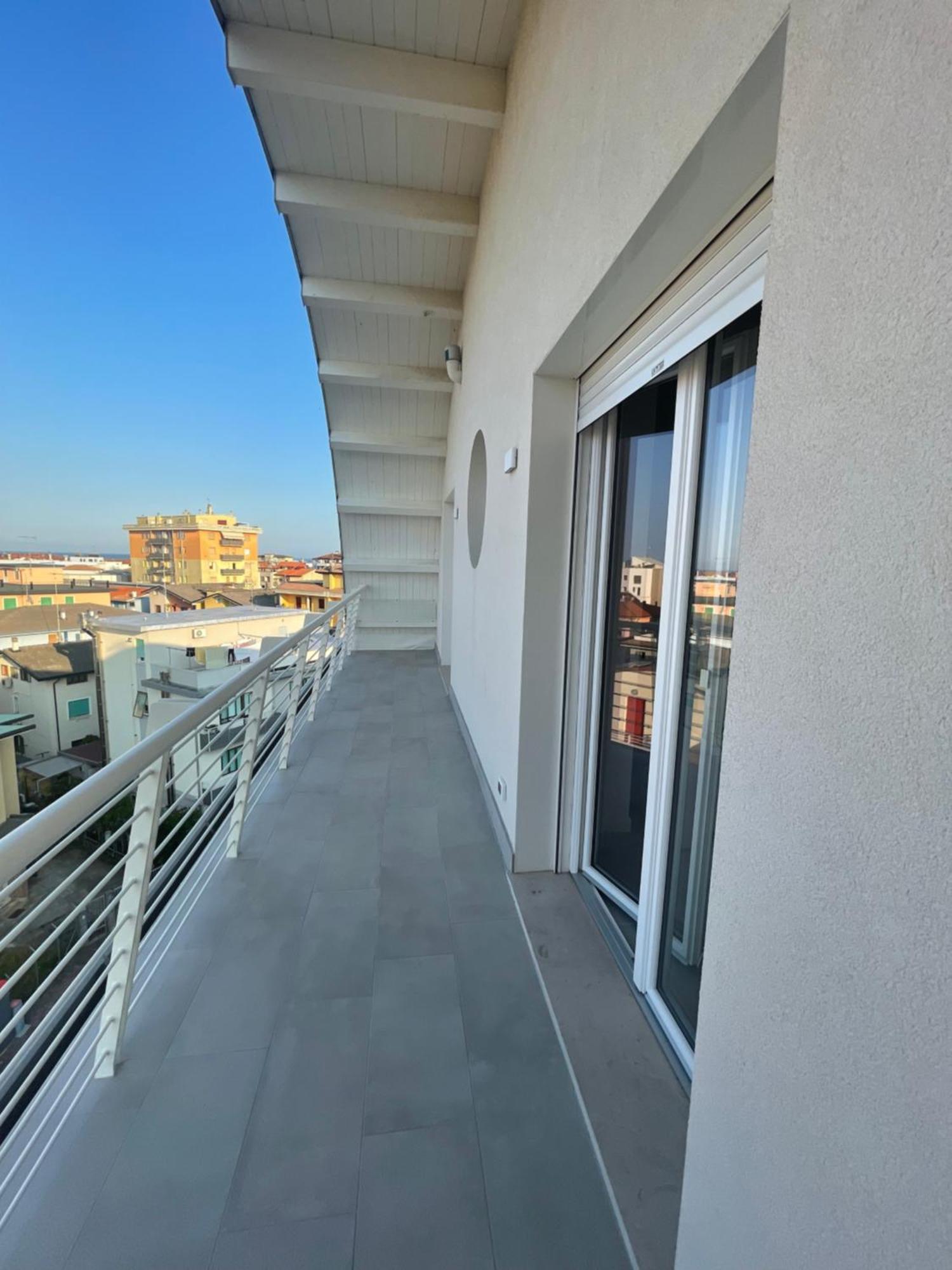 Apartmán Woody Green Penthouse Sea View - Agenzia Cocal Caorle Exteriér fotografie